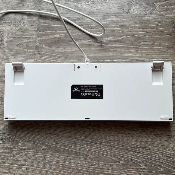 Redragon K552 Mechanical Gaming Keyboard 87 Key - Picture 3 of 5